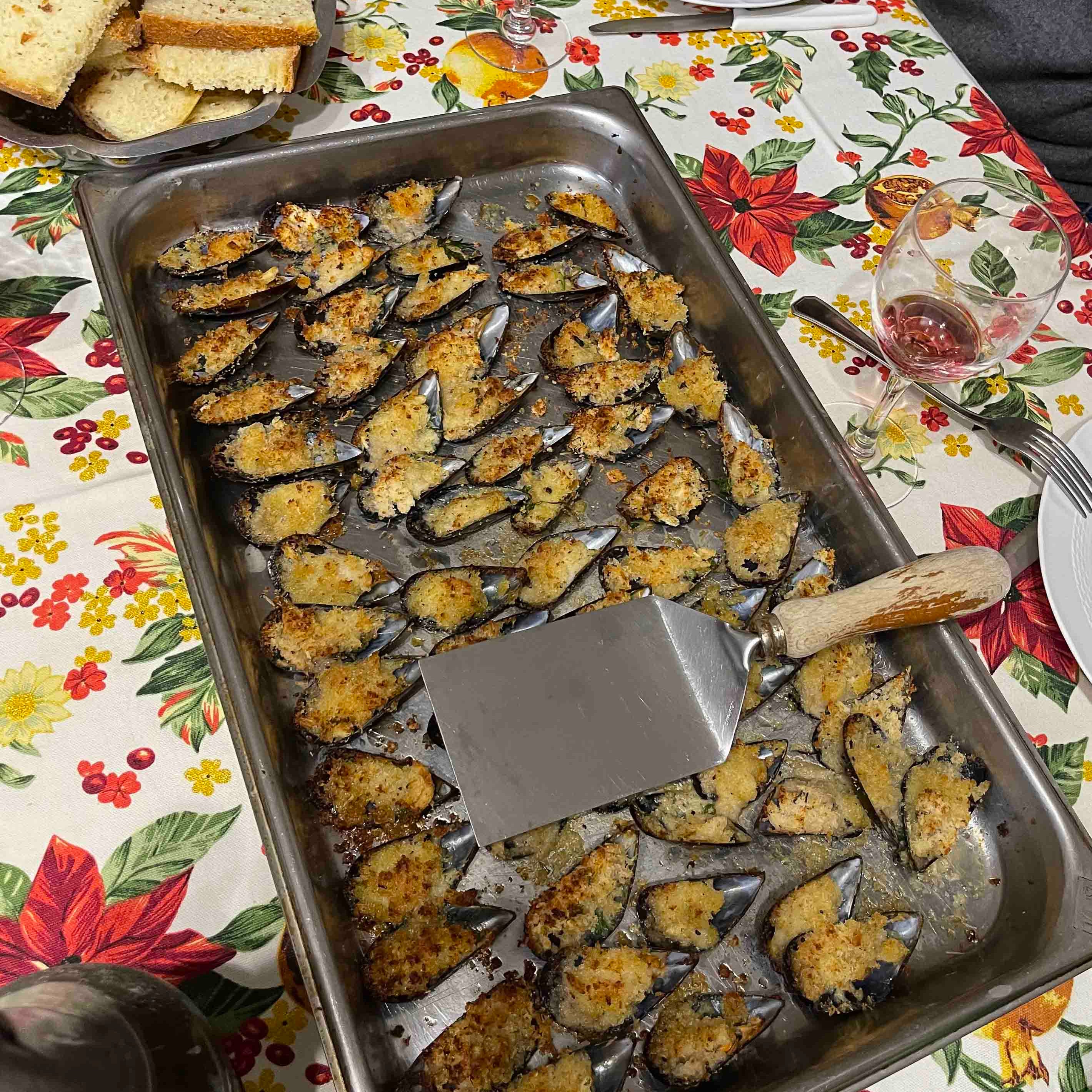 Stuffed Mussels (Cozze au Gratin)