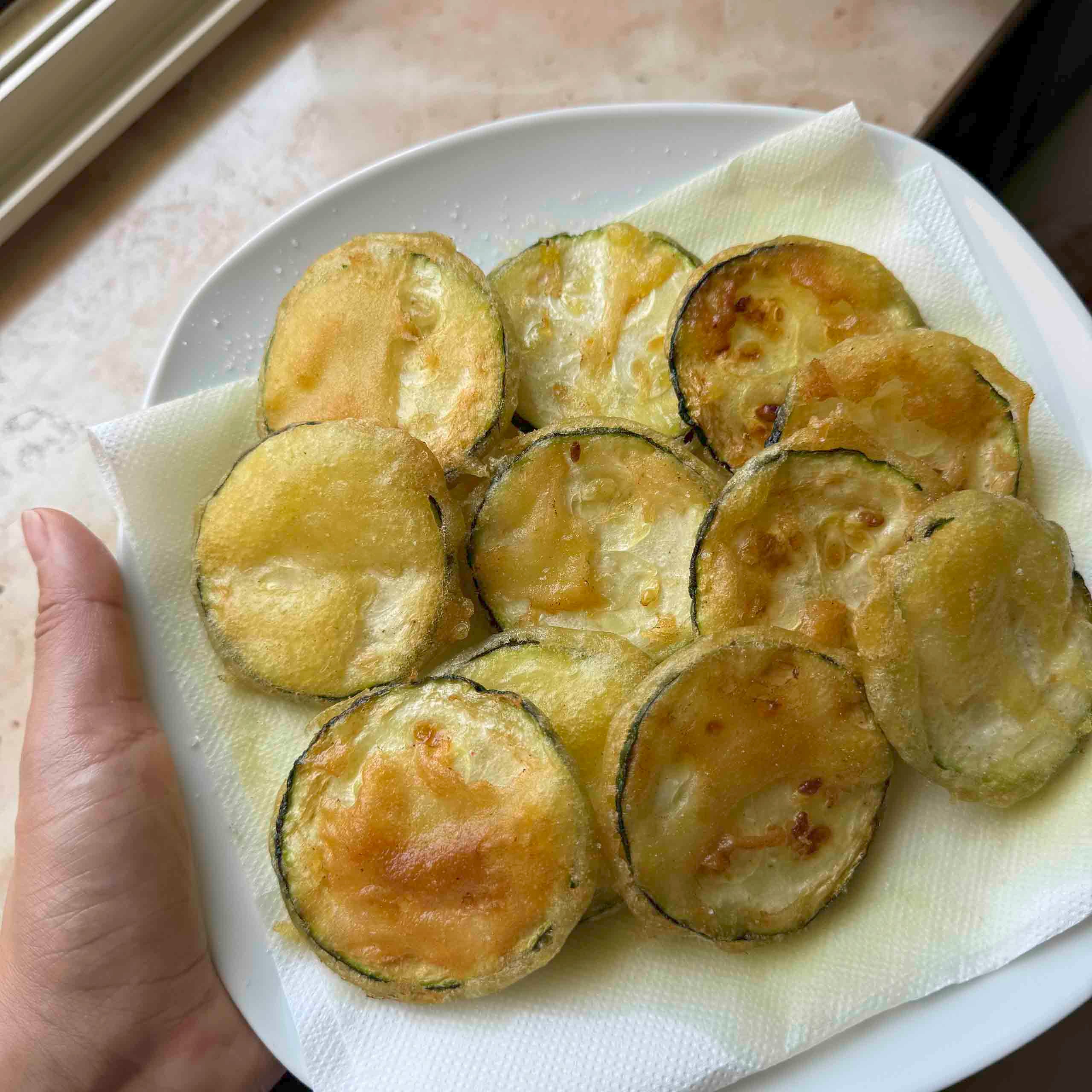 Fried zucchini